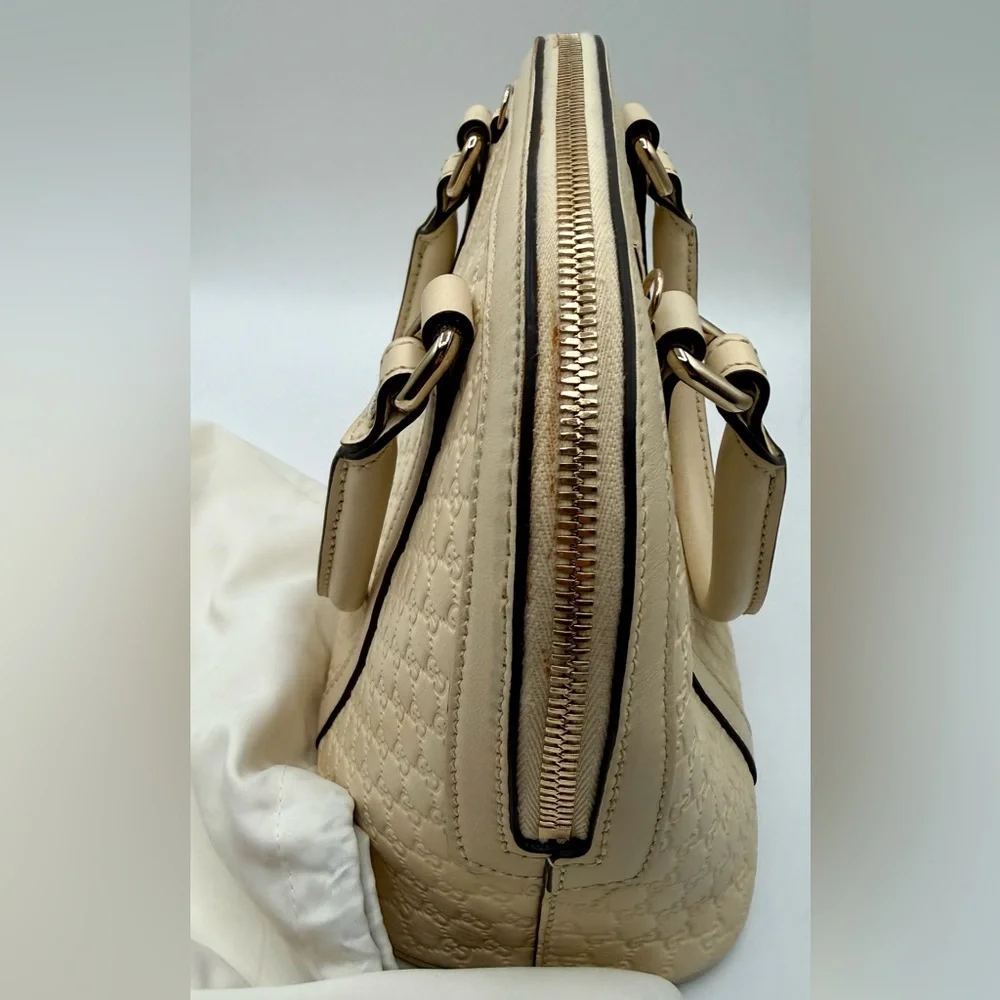 A Condition: Gucci Microguccissima Mini Dome Leather 2 way bag - Beige Ivory